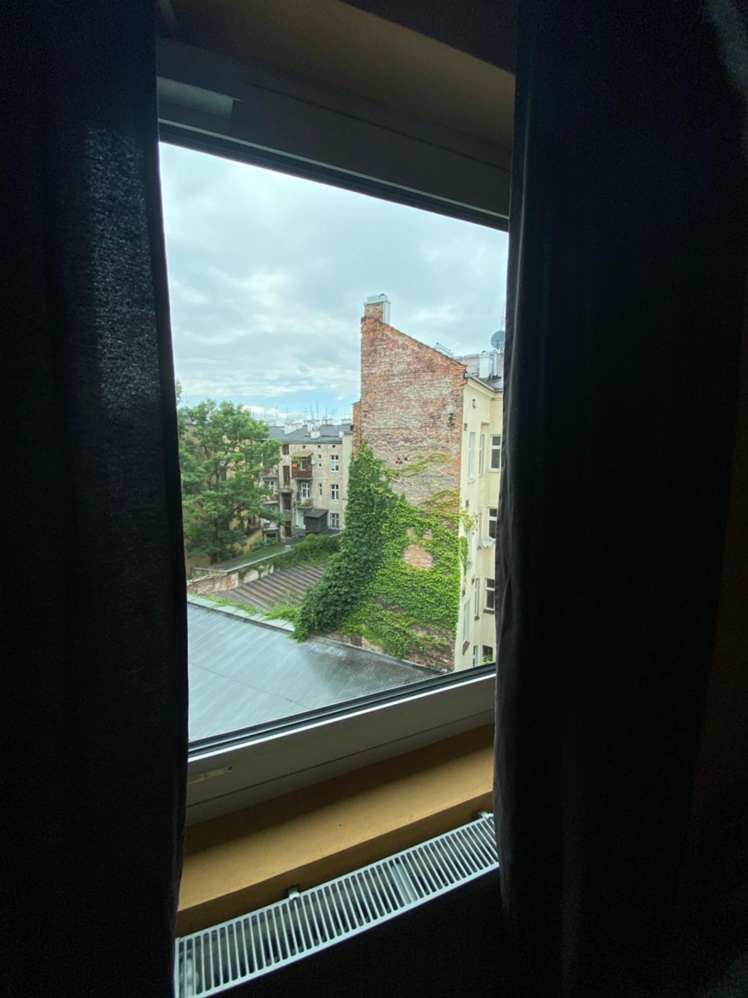 Art Inn Space Краків Екстер'єр фото